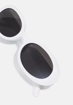 Pier One Unisex - Lunettes De Soleil - White 6 Pier One Unisex - Lunettes De Soleil - White -Pier One 23546918e94f4ab28ea73c60259a89c5