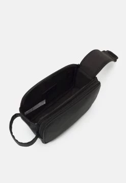 Pier One Unisex - Trousse De Toilette - Black 9 Pier One Unisex - Trousse De Toilette - Black -Pier One 3597b0ba18764e739afce6b352860d65