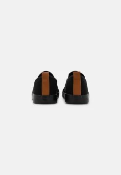 Pier One Unisex - Mocassins - Black 10 Pier One Unisex - Mocassins - Black -Pier One 498de95b879f4ad0a437960998fc617e