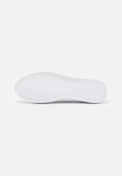 Pier One Unisex - Mocassins - White 12 Pier One Unisex - Mocassins - White -Pier One 559e8b1dcc1146f4ac3228e64e6c8bdb