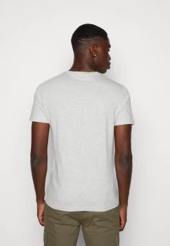 Pier One Unisex 5 Pack - T-Shirt Basique - Black /Dark Blue/Dark Green -Pier One 60b09e26f77f493d9bfaf26534a8018b