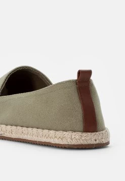 Pier One Rena Espadrille Unisex - Espadrilles - Olive 13 Pier One Rena Espadrille Unisex - Espadrilles - Olive -Pier One 8b1ef3dce9d344a08d816af96a53324d