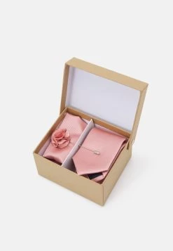 Pier One Set - Autres Accessoires - Pink 8 Pier One Set - Autres Accessoires - Pink -Pier One ecc40dfacdcc4f4e875d92878e9ced65