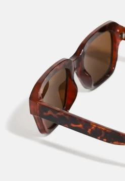 Pier One Unisex - Lunettes De Soleil - Black 15 Pier One Unisex - Lunettes De Soleil - Black -Pier One faad10b8a5a2445f865f09b5d12427d1